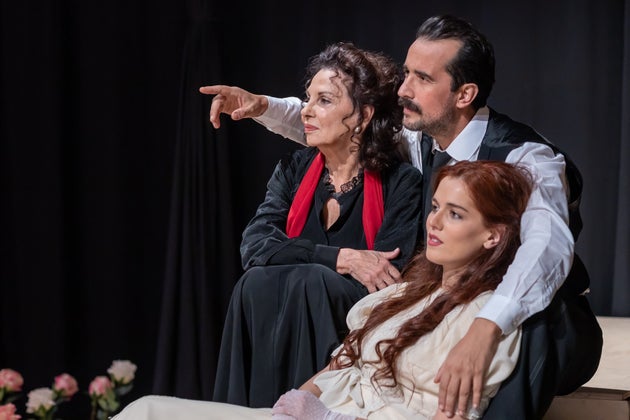 «Ιστορία χωρίς όνομα» σε online streaming: Το κρυφό πάθος της Π. Δέλτα για τον Ίωνα