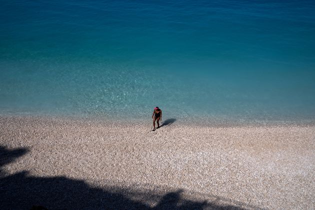 Κίνδυνος για νέο καλοκαιρινό φιάσκο από τα συνεχή πισωγυρίσματα της