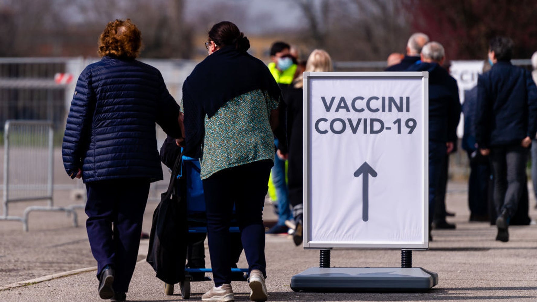 Oggi non si segnalano disguidi sulle convocazioni per i vaccini ma si vocifera che salti la dirigenza di ARIA