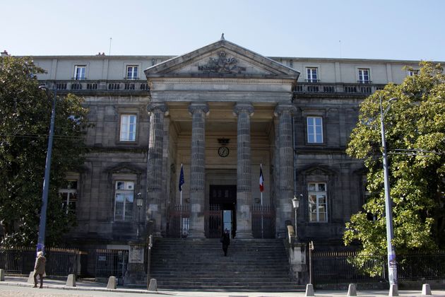 La cour d'appel de Limoges, le 16 février 2018. (PASCAL LACHENAUD / AFP)