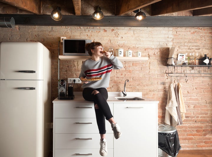 Food you eat while you&rsquo;re standing over your sink still counts as food consumed.