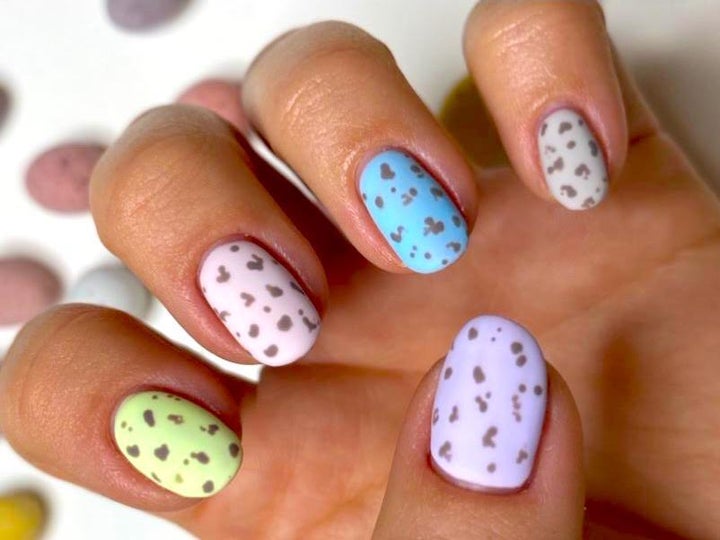 Mini egg nails