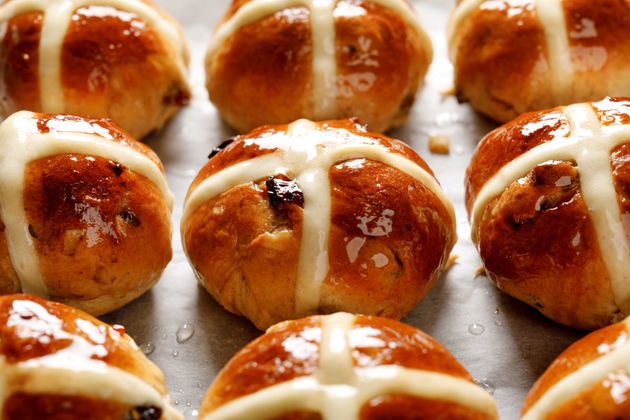 Heres A Really Simple Hot Cross Bun Recipe To Try At Home