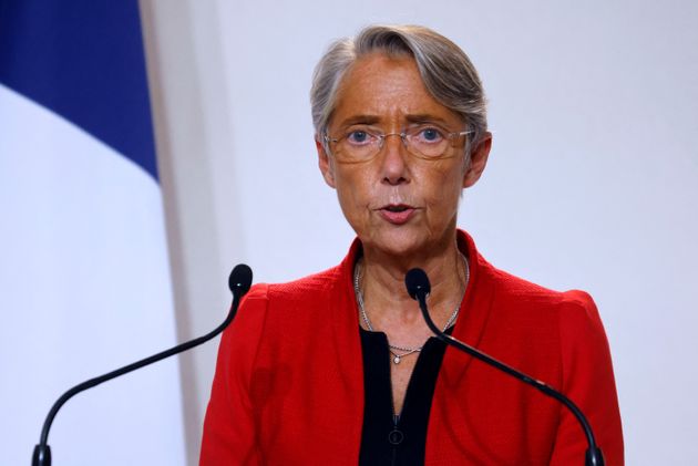 Elisabeth Borne, ministre du Travail, a été contaminé par le variant sud-africain. Paris, le 12 novembre 2020. (Ludovic MARIN / various sources / AFP)