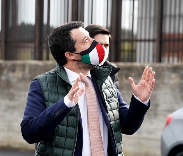 Flat tax, su Affari nuova lite Pd Lega. "Fregatura". "Pregiudizi ideologici" Flat tax, su Affari nuova lite Pd Lega. "Fregatura". "Pregiudizi ideologici"