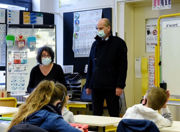 Face au Covid, Blanquer défend l'ouverture des écoles à sa manière, et ça ne passe pas (photo du 22 mars à La Ferte-Milon)