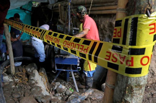Κολομβία: Εγκλωβισμένοι σε βάθος 17μ. σε παράνομο χρυσωρυχείο 11
