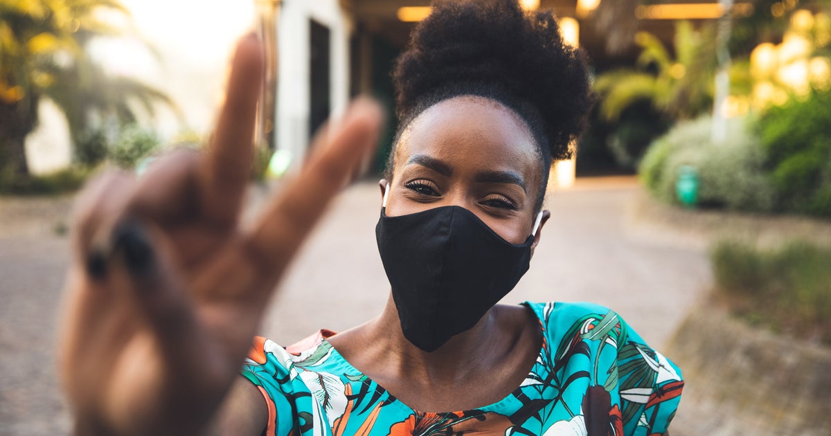 Why Face Masks Could Be A Useful Weapon For Hay Fever Sufferers ...