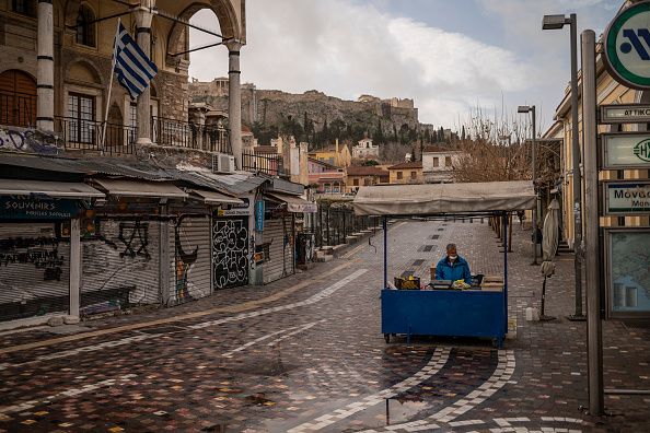 11 Φεβρουαρίου 2021. Στιγμιότυπο από την πλατεία στο Μοναστηράκι, εν μέσω lockdown. Photo: Angelos Tzortzinis/DPA...