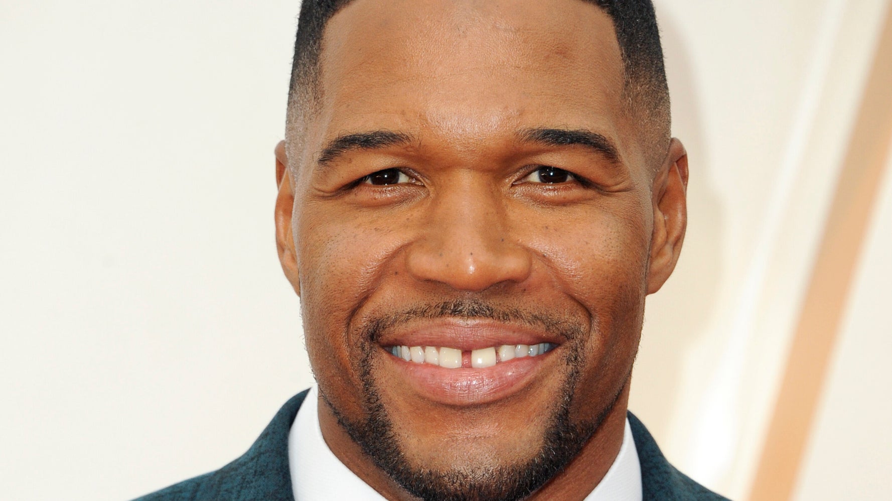 Michael Strahan Announces He's Closed His Iconic Tooth Gap HuffPost