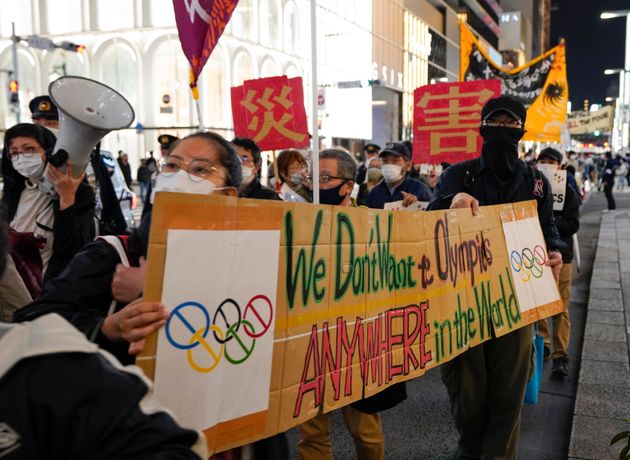 東京都心で五輪の中止を訴えデモ行進する人たち（撮影日：2021年3月25日）