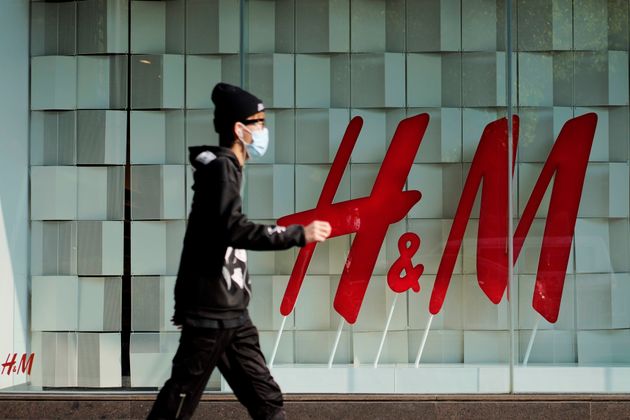 Μποϊκοτάζ από Κίνα σε H&M και άλλες φίρμες ενδύματος - Η απόφαση που εξόργισε το