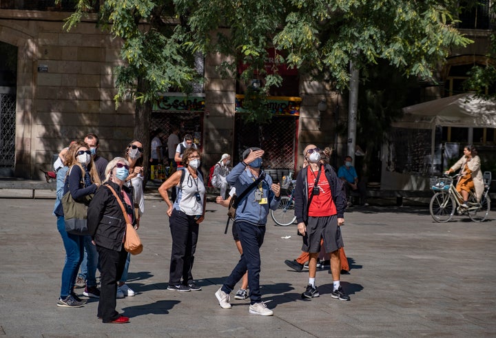 Grupo de turistas en Barcelona.