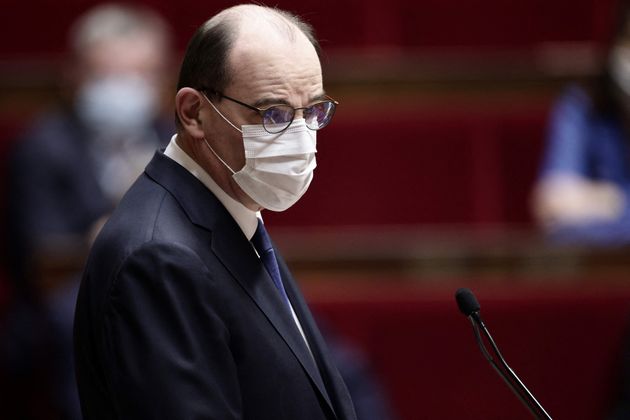 Le premier ministre Jean Castex s'exprimant à la tribune de l'Assemblée nationale jeudi 1er avril.