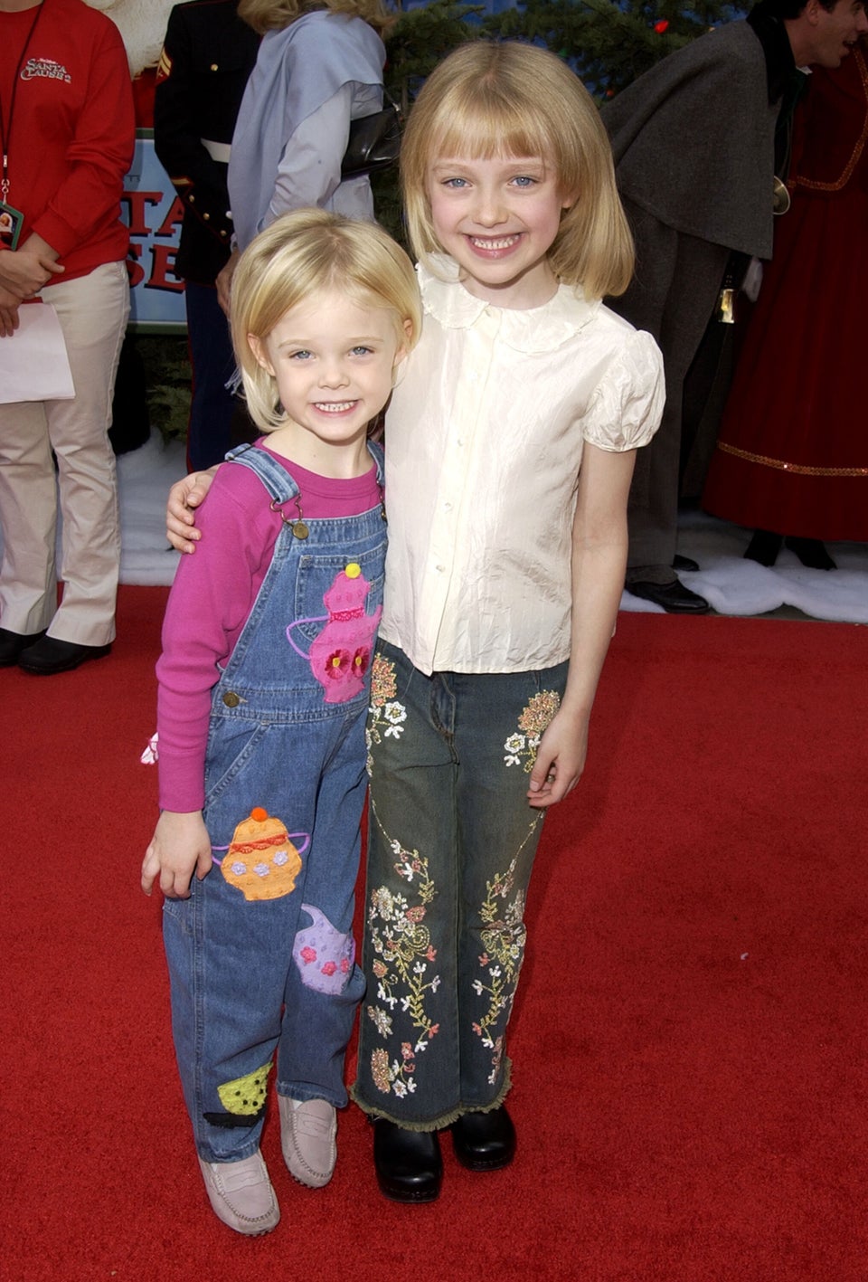 Dakota Fanning Supports Sister Elle Fanning at Her Broadway Debut