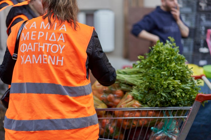 Food Saving Warriors: 500.000 κιλά μέσω του προγράμματος «Μπορούμε στη Λαϊκή» σε κοινωφελείς φορείς