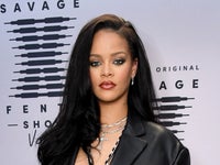 リアーナがnyの街に飛び出してアジア系へのヘイトクライムに抗議 憎しみをやめろ ハフポスト World リアーナがnyの街に飛び出してアジア系へのヘイトクライムに抗議 憎しみをやめろ ハフポスト World