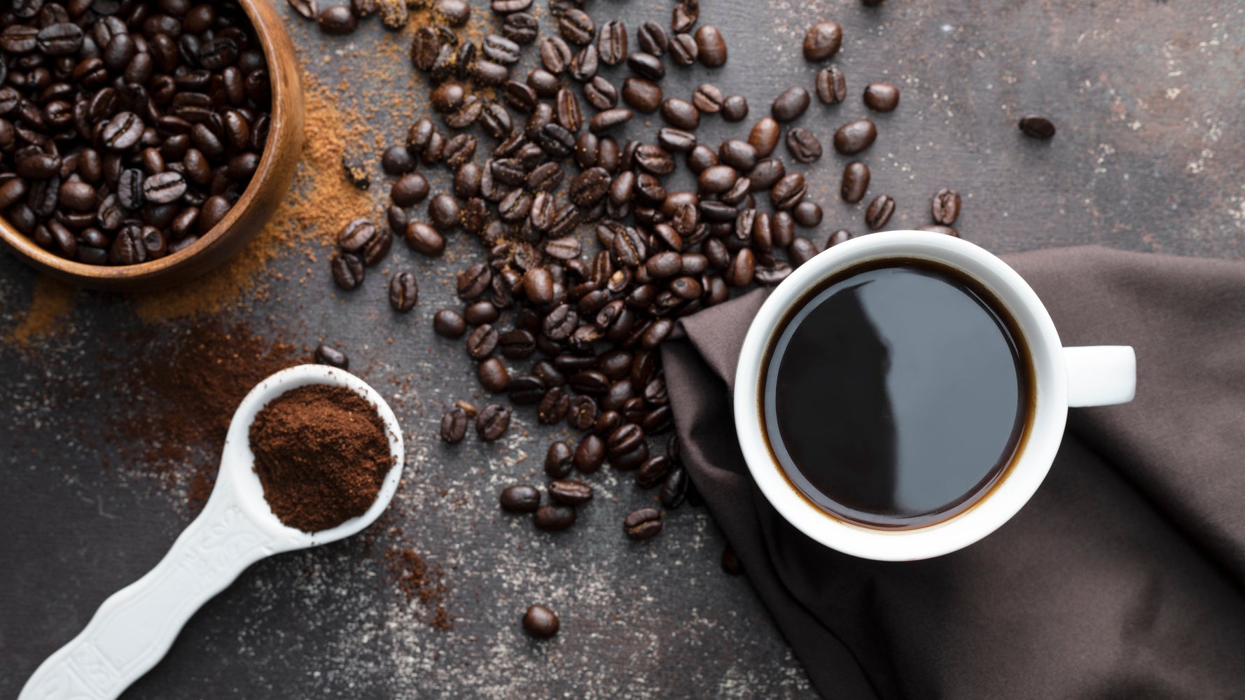 Why Whole Bean Coffee Is Infinitely Better Than Ground, According To