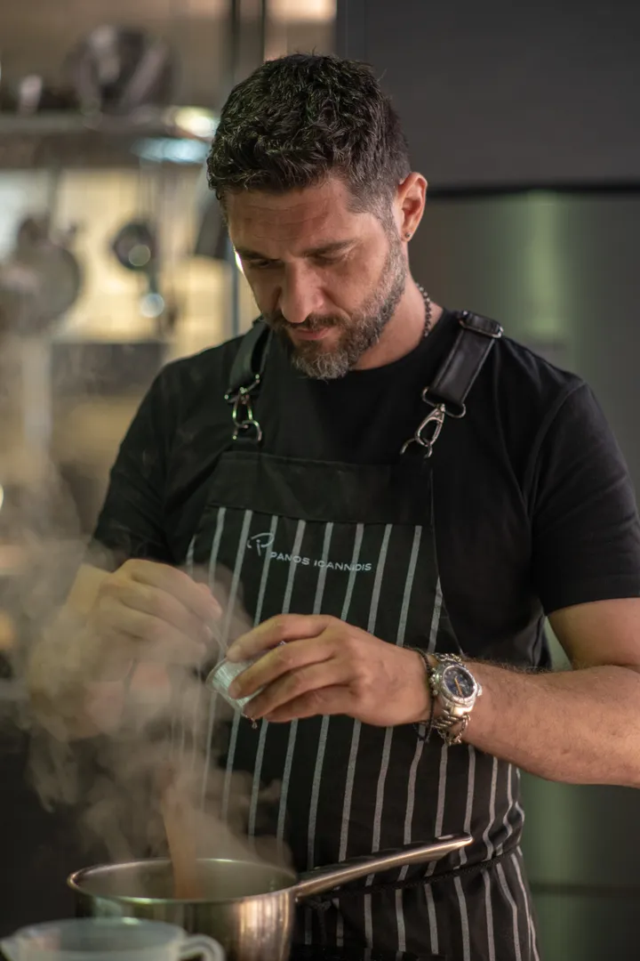 Panos Iwannidhs O Master Chef Poy Einai Erwteymenos Me To Risotto Huffpost Greece Life