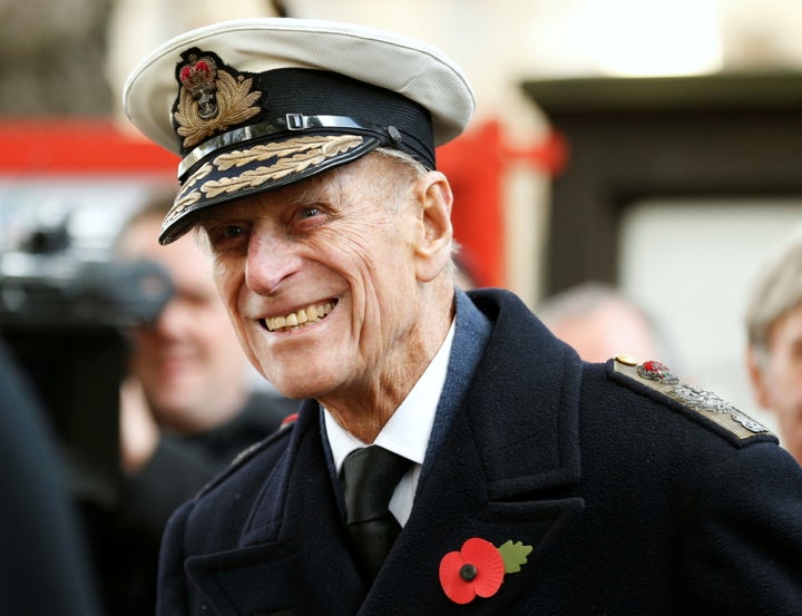 El duque de Edimburgo sonriendo en un acto en la Abadía de Westminster en Londres en noviembre de 2012.
