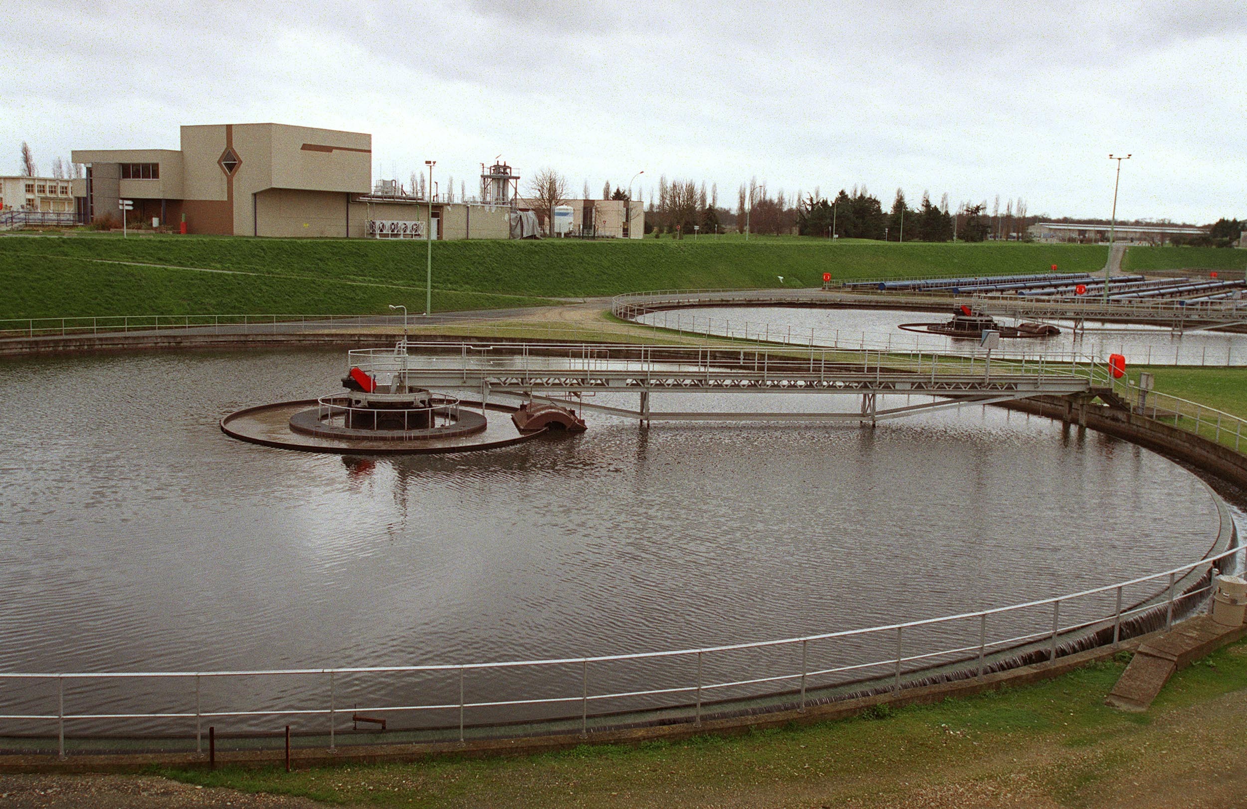 Les traces de Covid dans les eaux usées annoncent-elles que le pic est derrière nous?