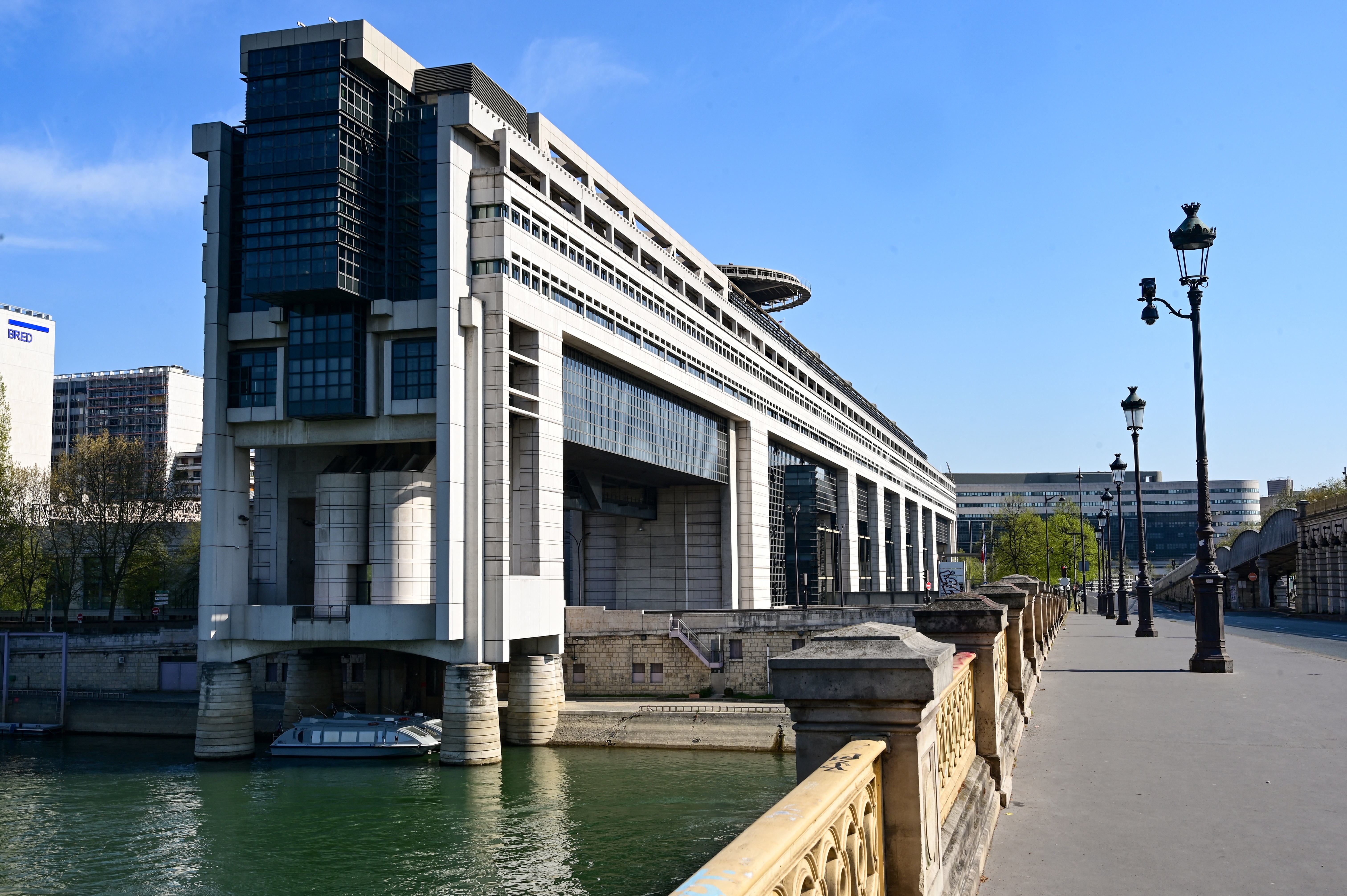 Le covid-19 et le "quoi qu'il en coûte" vont laisser une facture énorme à la France