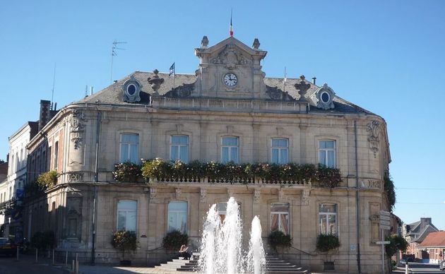 La mairie de Caudry. (photo d'illustration)