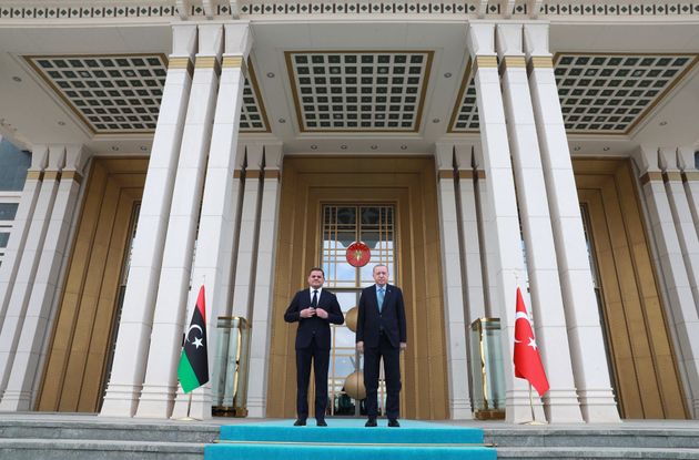12 Απριλίου 2021 - Ο Ερντογάν μαζί με τον πρωθυπουργό της κυβέρνησης εθνικής ενότητας της Λιβύης Abdul Hamid Dbeibah