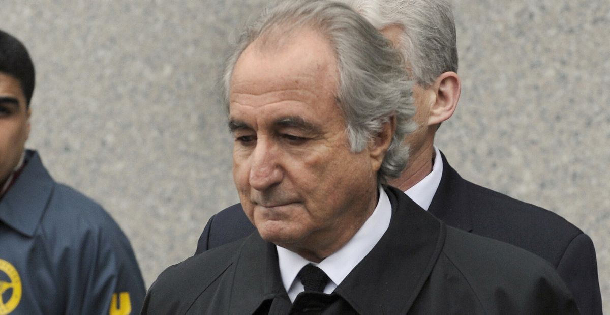 Ponzi Schemer Bernie Madoff Dies In Prison At 82 Huffpost Latest News