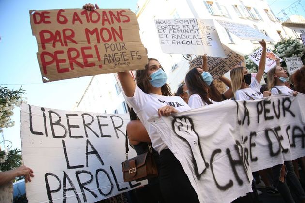 Manifestation à l'appel du mouvement #IwasCorsica contre la violence et les agressions sexuelles envers les femmes à Ajaccio, en Corse, le 5 juillet 2020. (Photo by PASCAL POCHARD-CASABIANCA/AFP via Getty Images)