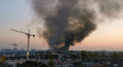 Un incendie à Aubervilliers ravage un entrepôt