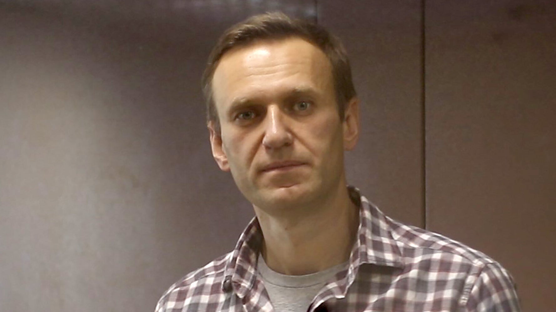 Jailed Kremlin Critic Alexei Navalny Transferred To Hospital