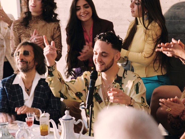 C Tangana Participa En La Serie De Conciertos Tiny Desk De La Mano De Npr El Huffpost Life