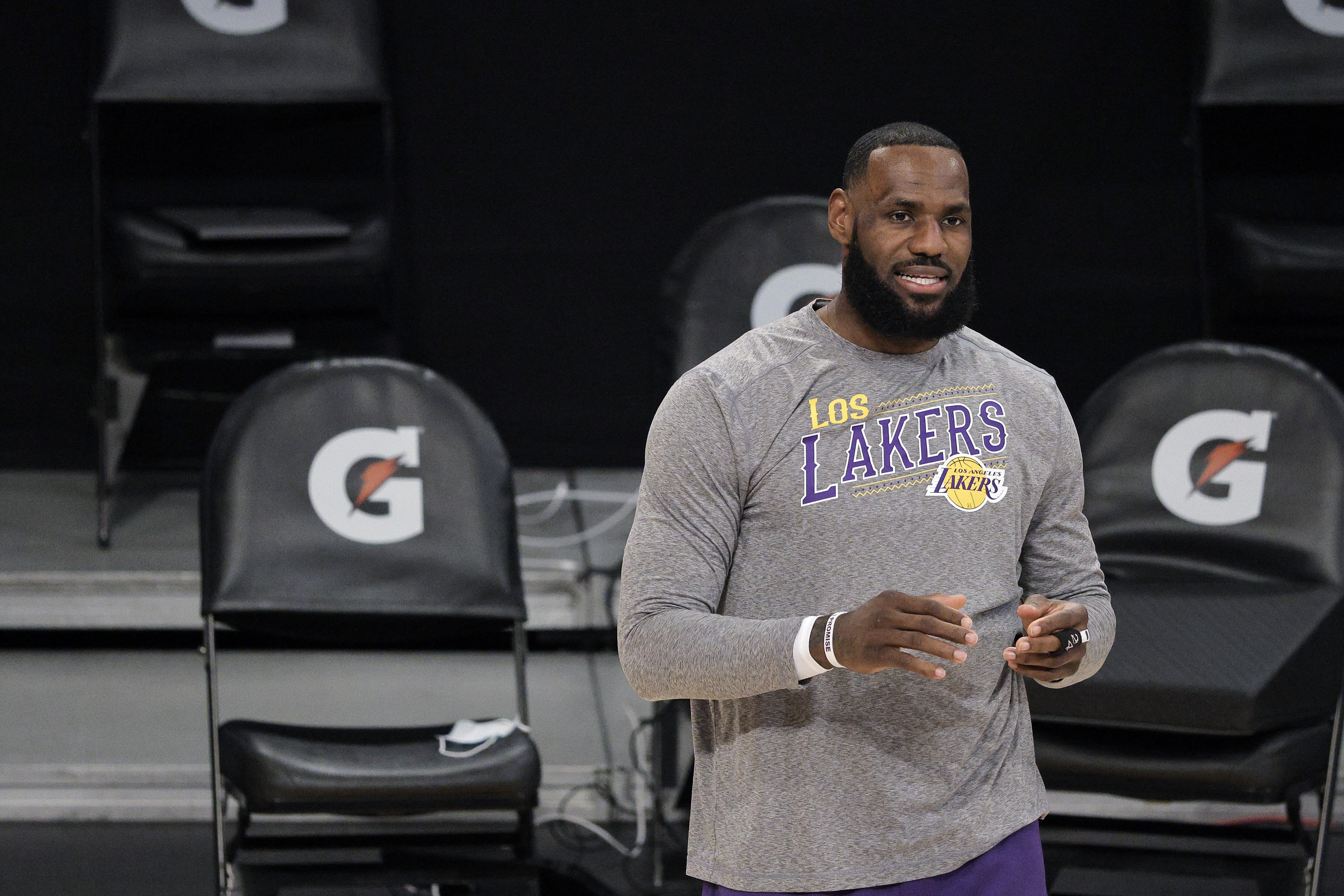 LeBron James Faces Backlash For Twitter Warning To Ohio Officer Who ...