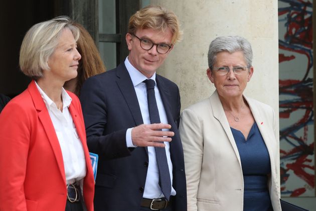 Photographiés ici en octobre 2018 à la sortie d'un conseil des ministres, Sophie Cluzel, Marc Fesneau et Genevieve Darrieussecq sont trois ministres candidats aux régionales de juin 2021.