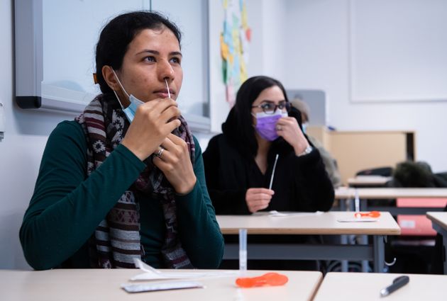 Des tutoriels explicatifs sur les autotests des lycéens seront organisés la semaine du 3 mai.