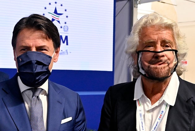 M5s senza capo né Rousseau, Conte vuole ripartire da zero M5s senza capo né Rousseau, Conte vuole ripartire da zero