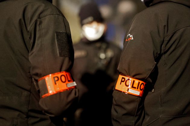 En cette fin du mois d'avril, les photos personnelles de plusieurs policiers ont été découvertes placardées dans un hall d'immeuble de Villetaneuse, en Seine-Saint-Denis (photo d'illustration prise à Créteil, dans le Val-de-Marne, en décembre 2020).