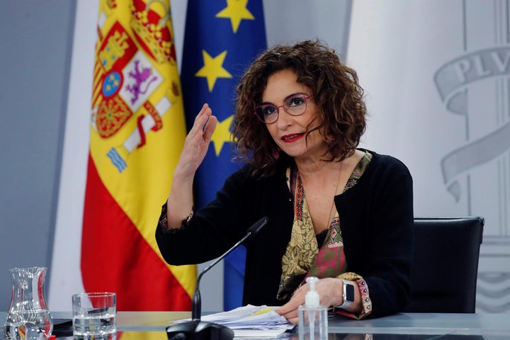 La ministra de Hacienda y portavoz del Gobierno, María Jesús Montero, en la rueda de prensa posterior al Consejo de Ministros.