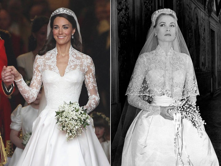 À gauche: La duchesse de Cambridge sort après son mariage avec le duc de Cambridge à l'abbaye de Westminster le 29 avril 2011 à Londres. À droite: la star de cinéma Grace Kelly photographiée dans sa robe de mariée, juste avant la cérémonie de mariage où elle a épousé Ranier III de Monaco, devenant princesse, le 18 avril 1956.