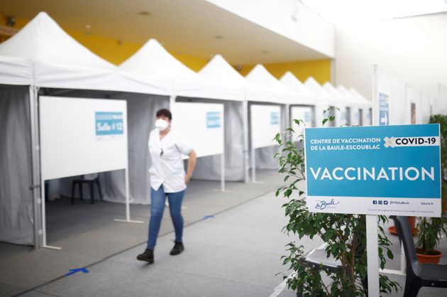 Un centre de vaccination contre le Covid-19 à la Baule, le 17 février 2021