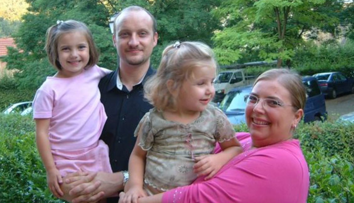 Frederika and her husband Simon with their two daughters when they were younger