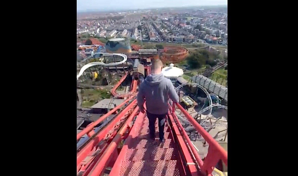 They Were Stuck Atop Britain s Tallest Coaster Then Had To Walk