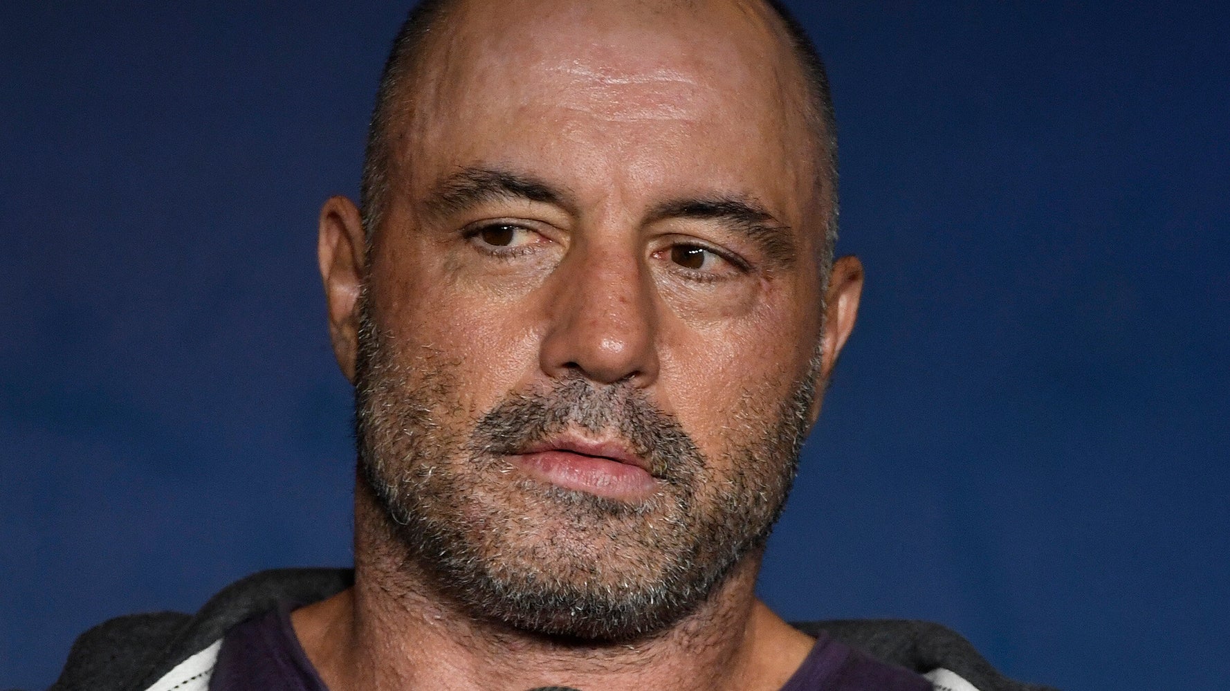 Joe Rogan Admits He's A 'F**king Moron' After Offering Selfish COVID-19 Vaccine Advice