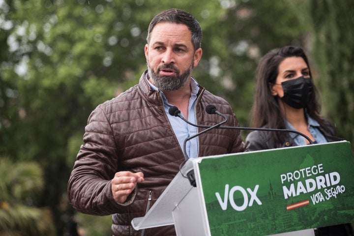Abascal, en un mitin junto a Rocío Monasterio.