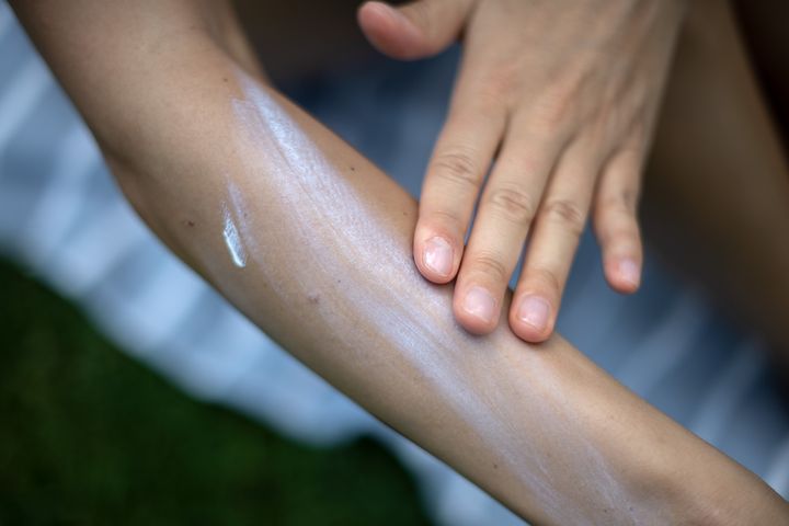 Physical (mineral) sunblocks leave a whiter cast on the skin than chemical sunblocks.