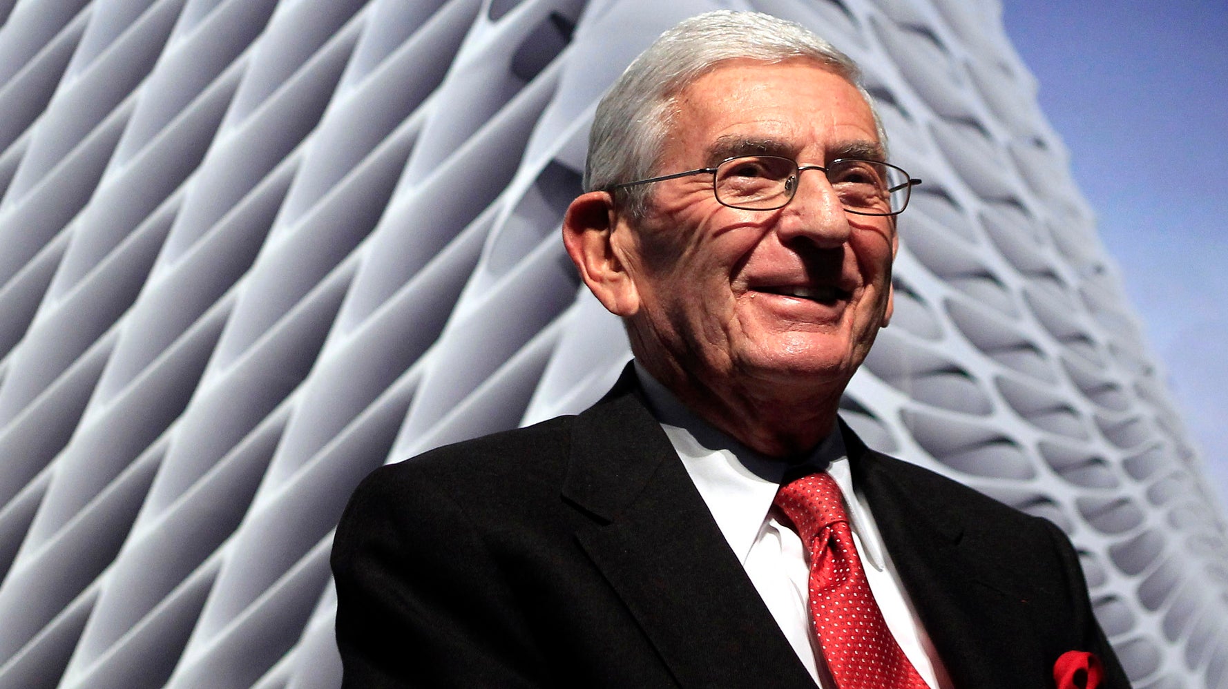 Eli Broad, Billionaire Entrepreneur Who Reshaped LA, Dies
