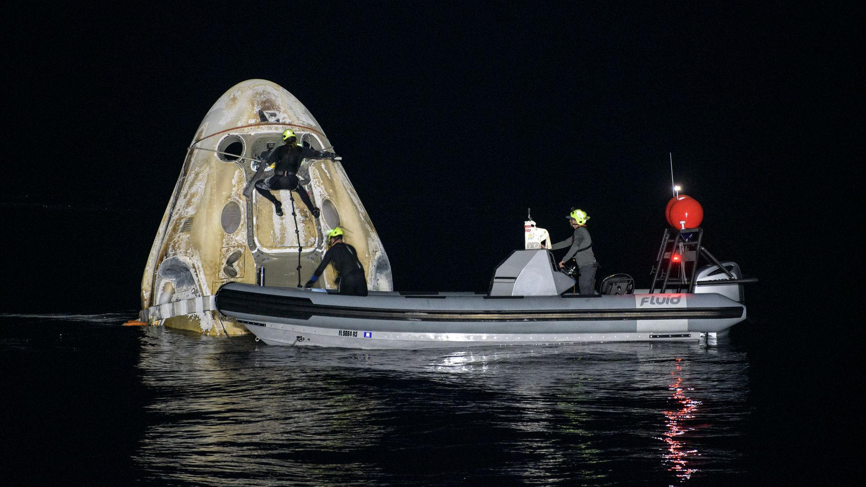 SpaceX Returns 4 Astronauts To Earth In Rare Night Splashdown