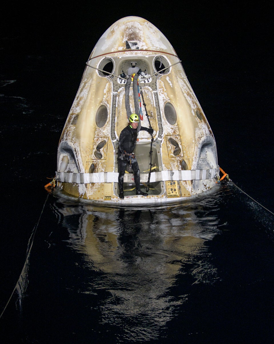 Spacex: Επιστροφή στην Γη μετά από πέντε