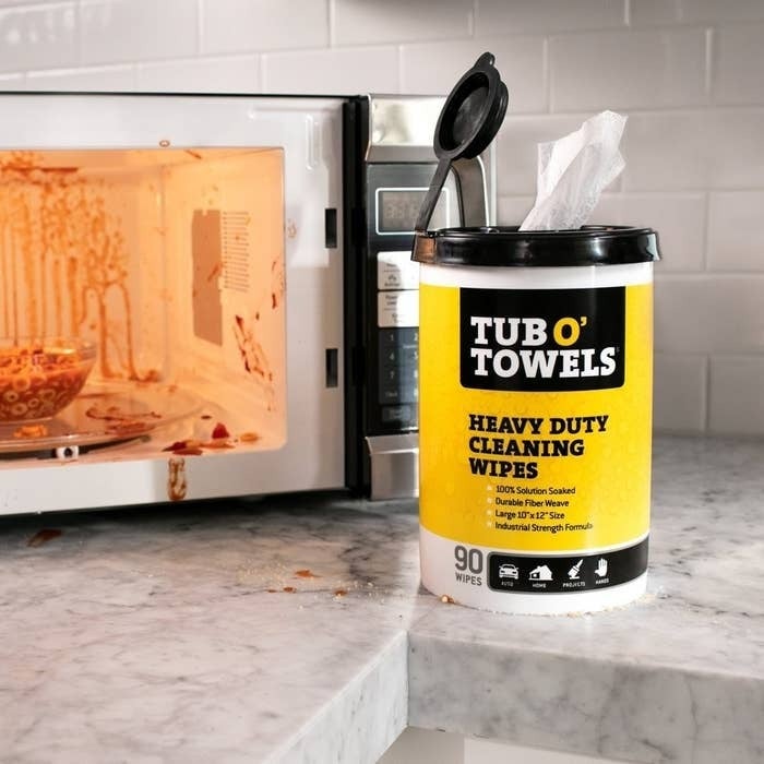 Ditch plastic wrap and use this glass spatter guard in your microwave - The  Gadgeteer